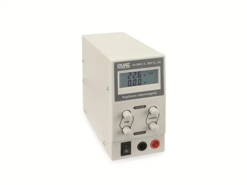 QUATPOWER Regelbares Labornetzgerät LN-3003 - 0...30 V, 0...3 A, präzise Einstellung mit Grob- und Feinregler für Labor und Werkstatt