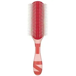 Denman D4 Original Styler Deluxe Pink Crush - Der Denman D4 Original Styler Deluxe Pink Crush ist ideal für vielseitiges Haarstyling. Mit abnehmbaren Borsten für einfache Reinigung und ergonomischem Design liegt er perfekt in der Hand. Für glattes, volles und definiertes Haar.