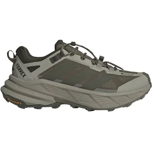adidas TERREX Wanderschuh wasserdicht grün 44 2/3 EU - Sportlicher Wanderschuh in Größe 44,5, mit wasserdichter Ausstattung für optimalen Komfort bei jedem Wetter. Ideal für Outdoor-Abenteuer!