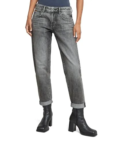 G-STAR Damen Kate Boyfriend Jeans - Blau (Sun Faded Gunmetal) - Jeans im legendären Boyfriend Fit, ideal für jeden Körpertyp. Low Waist und Relaxed Fit sorgen für Komfort und Stil, perfekt für lässige Outfits.