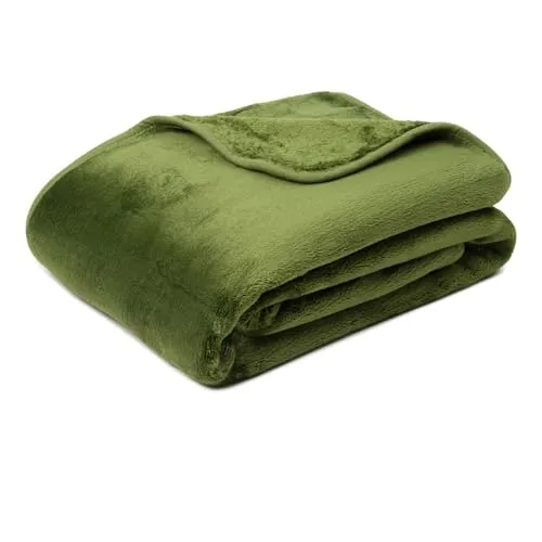 liebling Kuscheldecke Cashmere Feeling 130 x 170 cm, Dunkelgrün, Premium Sofa Decke, Dicke warme Wohndecke, 500 gr. / m²