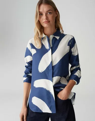OPUS Langarmbluse FUMIRA BRUSHED Regular aus Viskose - Die FUMIRA BRUSHED Langarmbluse bietet einen kreativen Look mit einem einzigartigen Pinselstrich-Print. Aus leichtem Viskose-Stoff gefertigt, sorgt sie für hohen Tragekomfort und ist ein elegantes Highlight in jeder Garderobe.