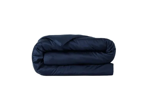 twenty:three Lyocell Deckenbezug 135x200 Midnight Blue - Hochwertiger Deckenbezug aus 100% TENCEL Lyocell für unvergleichlichen Komfort. Atmungsaktiv und ideal für ganzjährigen Einsatz, sorgt er für eine angenehme Schlafumgebung.
