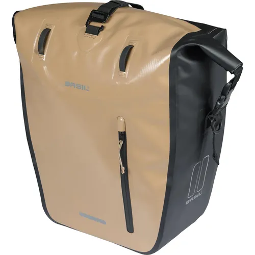 BASIL Fahrrad-Einzelpacktasche Rivo M mit MIK Hooks, sand - Fahrradtaschen für flexibles Reisen – die Basil Rivo M bietet mit 12-15 Litern Stauraum Platz für alles Wichtige und lässt sich dank MIK-Hooks mühelos am Gepäckträger befestigen.