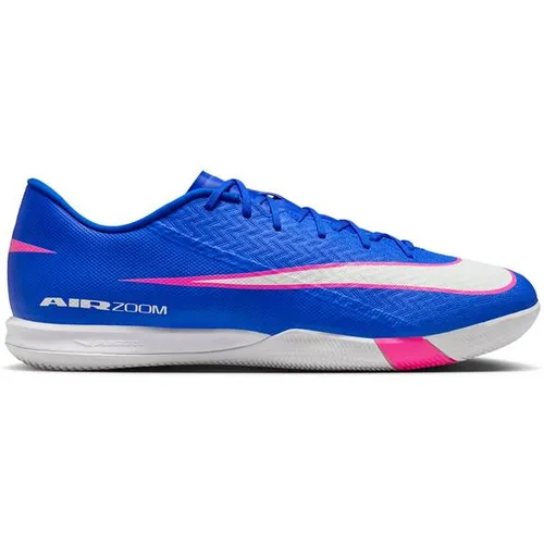 Nike Zoom Vapor 16 Academy IC - blauer Hallenfußballschuh - Der Nike Zoom Vapor 16 Academy IC bietet rutschfeste Hallensohle für sicheren Halt, leichte Konstruktion für schnelle Bewegungen und präzises Ballgefühl – ideal für Training und Spiel.