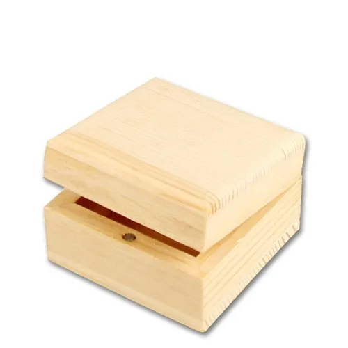 Holzkästchen / Schmuckschatulle aus Kiefernholz Größe 6 x 6 x 3,5 cm, 1 Stück