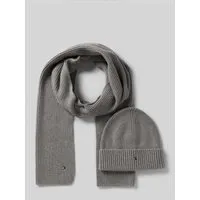 Tommy Hilfiger Flag Set - Mütze und Schal 2tlg. (mid grey heather) - Mützen-Set aus Bio-Baumwolle, bietet nachhaltigen Stil und Wärme für kalte Tage. Robuste Rippstruktur für Langlebigkeit und Komfort.