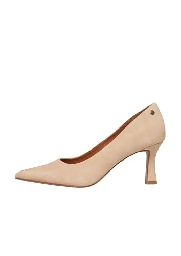 s.Oliver Pumps aus Echtleder – Eleganz für jeden Anlass - Hochwertige Pumps aus Echtleder, ideal für schicke Anlässe. Die stilvolle Form und das komfortable Design machen sie zum perfekten Begleiter für Ihr Outfit.