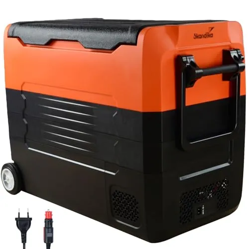 Skandika Auto-Gefrierbox 55 L | Kompressor Kühlbox mit leiser Gefrierfunktion - Kühlboxen & Kühltaschen mit 55 L Volumen, ideal für Camping und Reisen, bietet Kühlung bis -20 °C und Energiesparmodus für effizienten Betrieb.