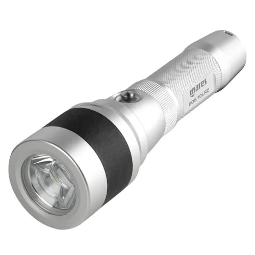 Mares EOS 10Lrz Unterwasserbrenner - Tauchleuchte mit 1100 Lumen, USB-Ladekabel und vier Modi für optimale Sicht unter Wasser – ideal für Taucher und Abenteuerlustige.