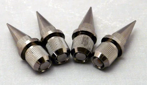 4er Set Dynavox High-End Spikes !! Sub-Watt-Absorber -> silber <- !!! NEU !!!