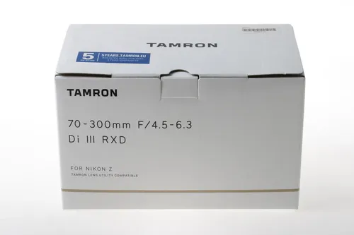 TAMRON 70-300mm F 4.5-6.3 Di III RXD - Telezoomobjektiv für Nikon Z, spritzwassergeschützt und hohe Bildqualität für klare Aufnahmen von entfernten Motiven