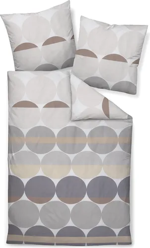 Janine Bettwäsche 155x220 cm - Beige, Grau, Weiß, Sand - Hochwertige Makosatin-Bettwäsche (155x220 cm) von Janine, schadstoffgeprüft, atmungsaktiv und bügelfrei für erholsame Nächte. Die stilvolle Farbgestaltung mit Kreisen sorgt für eine gemütliche Atmosphäre im Schlafzimmer.