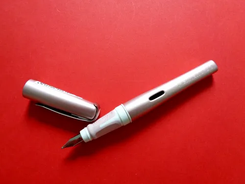 Schreibstifte, Kugelschreiber & Füller Gold von Pelikan