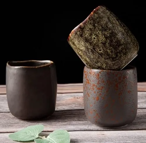 Stilvolles 3er Set Becher ohne Henkel - Bechersets aus hochwertigem Steingut, 200ml Volumen, spülmaschinenfest und einzigartiges Design für rustikale Eleganz bei jedem Getränk.