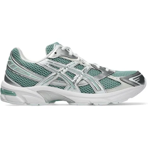ASICS Herren Freizeitschuhe GEL-1130 - Moderne Freizeitschuhe im Retro-Look, die für optimalen Halt sorgen. Mit innovativer GEL-Technologie in der Ferse für langanhaltenden Komfort – ideal für den Alltag.