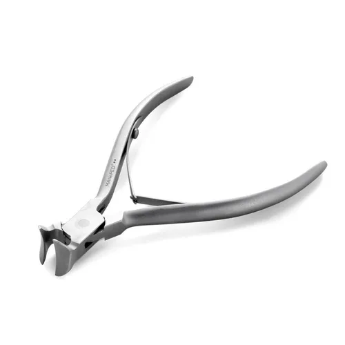 MANePed Mini-Kopfschneider mit abgerundeten Spitzen - Praktischer Mini-Kopfschneider mit abgerundeten Spitzen für präzise Nagelpflege. Ideal für feine Arbeiten und schwächere Hände. Hergestellt aus hochwertigem Chirurgenstahl, hygienisch und langlebig.