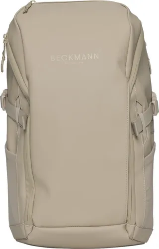 Beckmann Street GO Beige Freizeitrucksack - Wanderrucksack mit großem Hauptfach und Laptopfach, verstellbarem Brust- und Hüftgurt für optimalen Tragekomfort, wasserabweisender Beschichtung und reflektierenden Flächen für mehr Sicherheit.