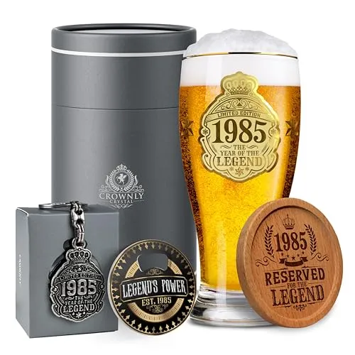 CROWNLY CRYSTAL® 1985 Geschenke Zum 40. Geburtstag Mann Bierglas Mit Gravur 570 ml Personalisierte Deko Karte Geschenk Für Bruder
