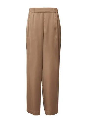 s.Oliver BLACK LABEL 5-Pocket-Hose - Elegante 5-Pocket-Hose im lässigen Wide-Leg-Schnitt. Der elastische Bund sorgt für höchsten Tragekomfort, während die fließende Silhouette vielseitige Kombinationsmöglichkeiten bietet – ideal für Business, Freizeit oder Urlaub.