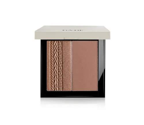 GA-DE Velveteen Contour Blush Palette - Luxuriöse Duo-Palette für perfektes Contouring & Highlighting – mit zwei harmonischen Farbtönen für definierte Gesichtszüge und natürlichen Glow. Ideal für unterwegs dank handlichem Format und integriertem Spiegel.