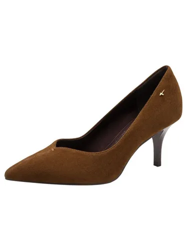 Tamaris Damen Pumps mit Stilettoabsatz aus Leder, braun, 39 EU - Stilvolle Damen Pumps mit 7 cm Stilettoabsatz für einen eleganten Auftritt. Das hochwertige Leder sorgt für eine edle Optik und Langlebigkeit. Das verschlusslose Design ermöglicht ein einfaches Reinschlüpfen und hohen Tragekomfort.