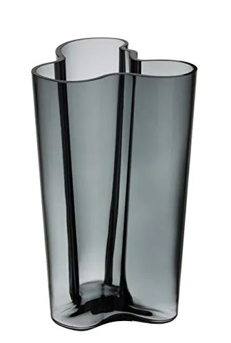 Iittala Aalto Vase 251 mm Grau - Elegante graue Vase aus mundgeblasenem Glas, ein Meisterwerk finnischer Glaskunst von Alvar Aalto, ideal für stilvolle Dekoration.