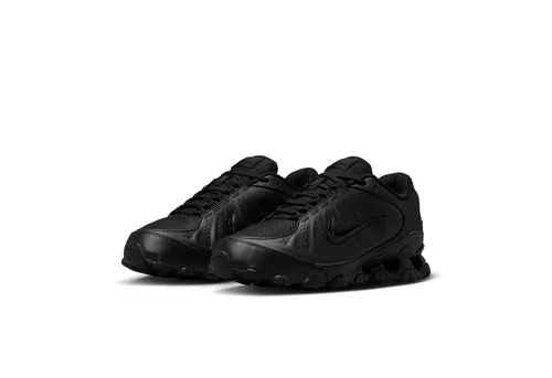 Nike Sportswear Reax 8 LTR Sneaker schwarz 37,5 EU - Sportlicher Sneaker mit Reax-Technologie für optimalen Komfort. Fällt kleiner aus, daher eine Größe größer bestellen. Perfekt für aktive Tage und lässige Styles.