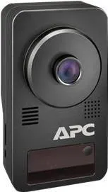 APC NetBotz Pod 165 IP-Sicherheitskamera – Hochauflösende Überwachungslösung - Die APC NetBotz Pod 165 ist eine vielseitige IP-Kamera für Innen- und Außenbereich. Mit 2688 x 1520 Pixeln und PoE-Technologie bietet sie einfache Installation und zuverlässige Überwachung bei Tag und Nacht.