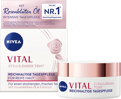 NIVEA VITAL Strahlender Teint Tagescreme 50 ml - Tagescreme für reife Haut, mit Rosenblüten-Öl und Calcium für einen strahlend frischen Teint und langanhaltende Feuchtigkeit.