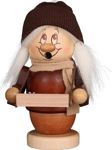 Christian Ulbricht Räuchermann Miniwichtel Striezelmädel - Nussknacker aus dem Erzgebirge, handgefertigt, ca. 13 cm hoch, bringt traditionelles Weihnachtsmarkt-Flair mit köstlichen Gebäcken.