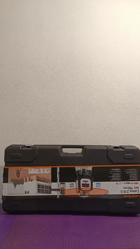 Laserliner Rotationslaser Set Cubus 210 S - Messgeräte: Kompaktes Rotationslaser-Set mit automatischer Kalibrierung, ideal für präzise Messungen. Inklusive Stativ, Laserempfänger und Messlatte, perfekt für Profis und Heimwerker.
