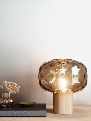 Newroom Vliestapete Glamour Weiß - Einfarbig mit Struktur - Moderne Vliestapete für Wohnzimmer, Schlafzimmer und Küche, verleiht Räumen mit ihrer einzigartigen Struktur und der Möglichkeit zur Kombination mit Mustertapeten ein individuelles Flair.