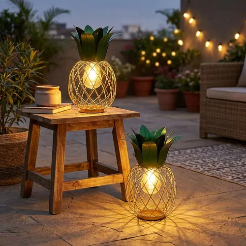Solarlampe Ananas 2er Set - Außenleuchte für Terrasse und Balkon - Wetterfeste Solarlampe im Ananas-Design, ideal für Garten und Terrasse. Mit LED-Technologie sorgt sie für stimmungsvolle Beleuchtung und ist umweltfreundlich.
