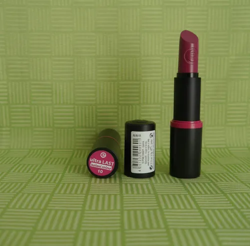 essence Lippen von essence