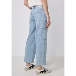 Street One Studio Damen F379087 Jeans, Light Blue Wash, 27W / 28L - Jeans im Casual Fit mit Mid Waist und Straight Legs, ideal für einen lässigen Look. Aus Baumwollmix mit Stretch für optimalen Tragekomfort.