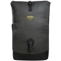 Tatonka Grip Rolltop Pack 34 Kapok black (040) - Stylischer Daypack mit Rollverschluss und gepolstertem Laptopfach für 15-Zoll-Geräte. Hergestellt aus recyceltem Polyester mit Naturfaseranteil, ideal für Alltag und Radfahren.