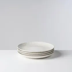 Gipfelstück Teller-Set Alpenwiese (4-tlg) für 4 Personen - Teller-Set aus Steinzeug mit handgearbeitetem Design, inspiriert von der Alpenflora. Jedes Stück ist ein Unikat und bringt die Farbenpracht der Natur auf deinen Tisch.