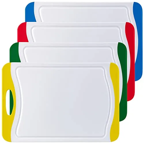 Rosenstein & Söhne Schneidbrett: 4er-Set Schneidebretter in 4 Farben, antibakteriell, je 42 x 29 cm (Hygienisches Schneidebrett, Kunststoff Set, Küchenhelfer)