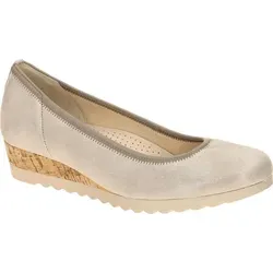 Gabor Damen Keilpumps in Beige, Gr. 39 - Elegante Gabor Keilpumps in Beige, ideal für Büro und Freizeit. Aus hochwertigem Effektleder gefertigt, bieten sie optimalen Tragekomfort und Stabilität für den ganzen Tag.