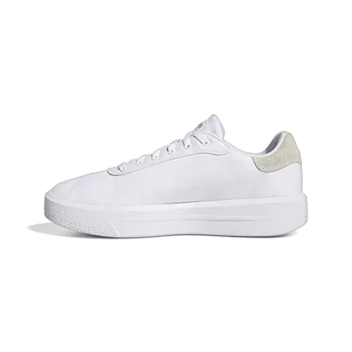 adidas Damen Court Platform CLN Shoes - Sportliche Sneaker in Cloud White/Gold Metallic - Damen-Sneaker mit flacher Absatzform und modernem Design, ideal für lässige Outfits und den ganzen Tag bequem.