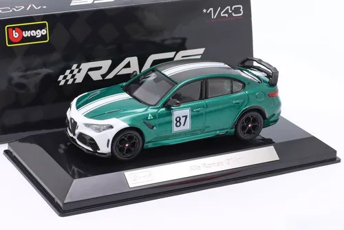 Alfa Romeo Giulia GTAm #87 Hommage N�rburgring 1973 gr�n metallic 1:43 Bburago