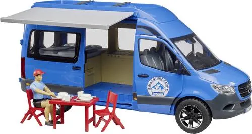 BRUDER 02684 MB Sprinter Camper mit Fahrer und Camping-Set - Spielzeug-Wohnmobil im Maßstab 1:16, mit vielen beweglichen Teilen und umfangreichem Camping-Zubehör für kreatives Spielen.