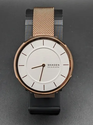 Skagen Gitte SKW3013 Damenuhr - Elegante Quarzuhr in Roségold - Armbanduhren für Damen, stilvolle Quarzuhr mit 30m Wasserdichtigkeit, perfektioniert durch ein klassisches Design und ein edles Edelstahlarmband in Roségold.