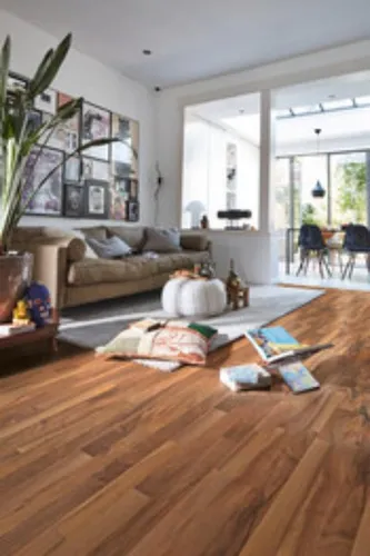 MEISTER Laminat Nussbaum 3-Stab Kurzdiele 3,06m² - Laminatboden in edlem Nussbaum-Design, 7mm stark und mit 15 Jahren Garantie im Wohnbereich. Ideal für Flur, Küche und Wohnzimmer.