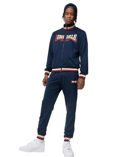 Lonsdale Herren POOLEWE Tracksuit - Navy/Red/Sand, M - Stylischer Trainingsanzug von Lonsdale in regulärer Passform, aus hochwertigem Mischgewebe mit praktischen Reißverschlusstaschen.