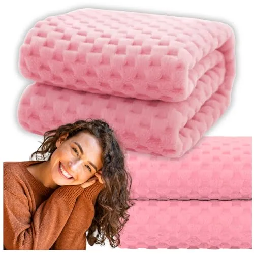ZOLTA Kuscheldecke 160x200 cm Rosa Wohndecke Tagesdecke Sofaüberwurf warm weich dick geprägtes Muster Oeko-TEX pflegeleicht Geschenk Wohnzimmer Schlafzimmer Skandinavisch Polyester
