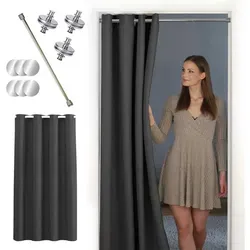 tinycurtains Türvorhang mit Teleskopstange - Vorhang mit einfacher Montage in nur 1 Minute, bietet starken Verdunkelungseffekt und thermische Isolation ohne Bohren.