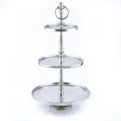 Marrakesch Orient & Mediterran Interior Etagere Annika 3 Etagen - Eleganter Servierständer aus handgearbeitetem Aluminium, Höhe 48 cm, ideal für stilvolle Präsentationen bei Festlichkeiten oder im Alltag.