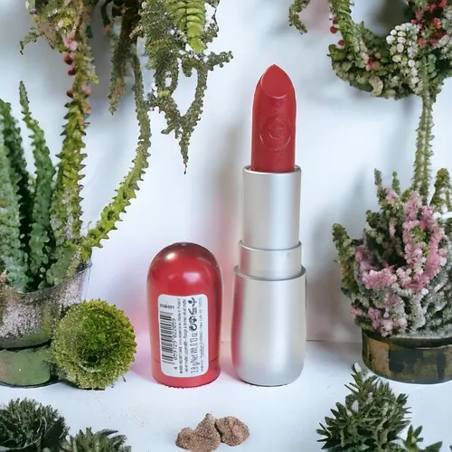 essence velvet matte lipstick 09 RED VELVET CAKE 3,8 g . Neu ❤️👄